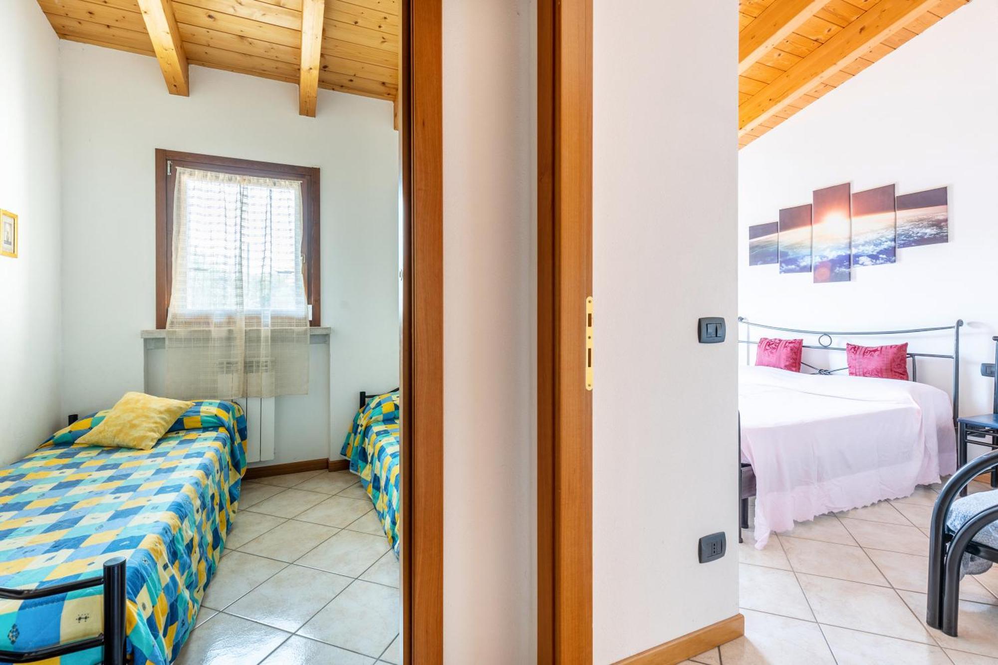 Residence La Corte Near Gardaland 卡斯特努沃德加尔达 外观 照片